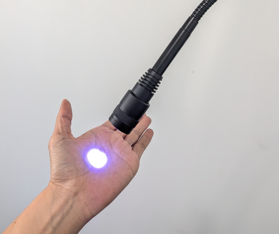 FLEEK LED UV LASH LAMP
